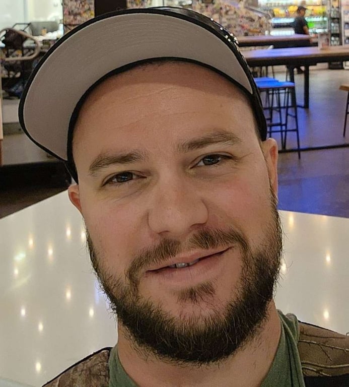CHRIS LINDMARK